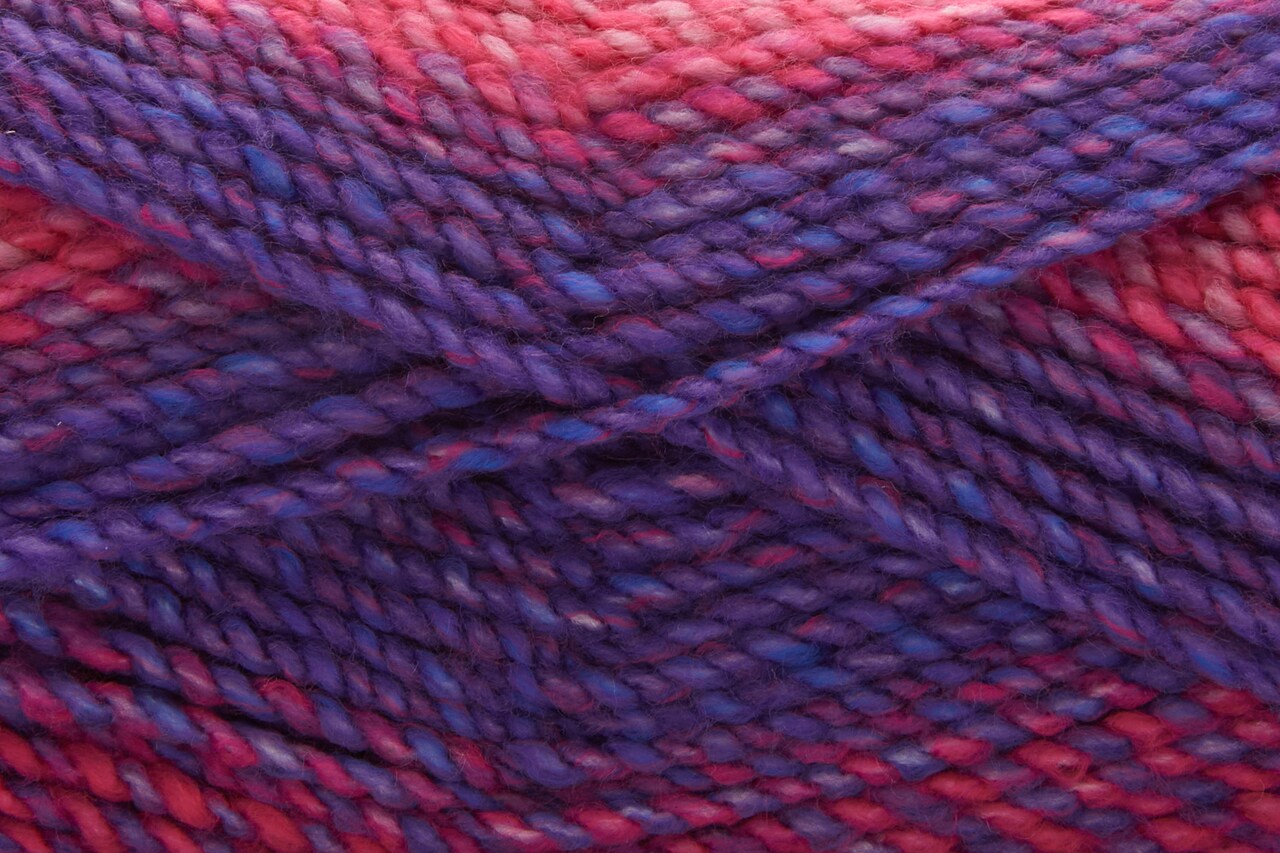 Major by Universal Yarn - 100% Acrylic Bulky Yarn - #143 Neon Sign